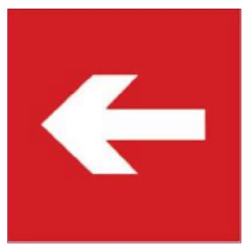 E13 - Tamanho: 110x110mm -Equipamento de combate a incêndio localizado a esquerda